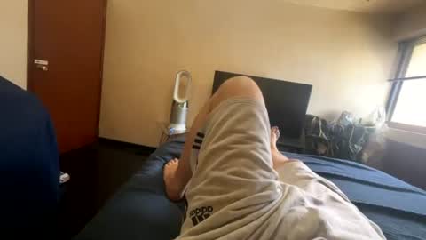 Snapshot of 010_uwu chatting on August 1, 9:35 pm 010_uwu online show from August 1, 9:35 pm
