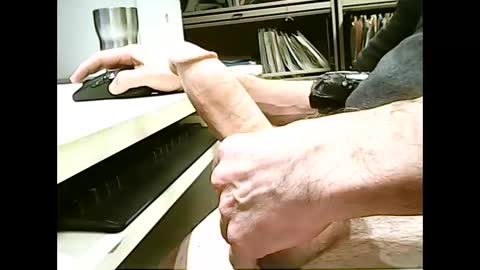 01quebecboy69 online show from April 23, 7:38 pm