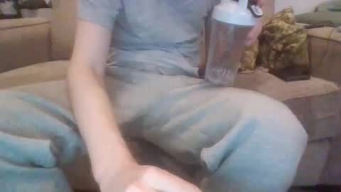 Snapshot of 029719 chatting on September 11, 11:05 pm Cute boi online show from September 11, 11:05 pm