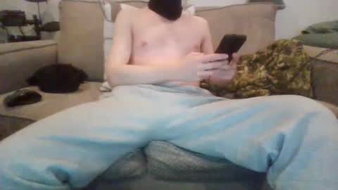 Snapshot of 029719 chatting on October 2, 10:39 pm Cute boi online show from October 2, 10:39 pm
