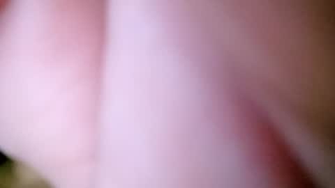 Snapshot of 09chubbyguzi chatting on June 27, 6:46 pm 09chubbyguzi online show from June 27, 6:46 pm