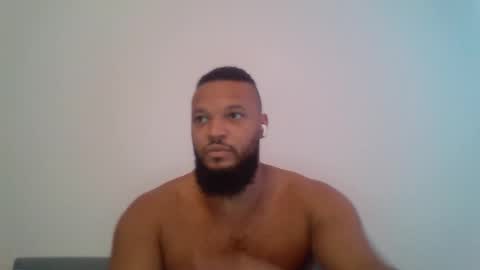 Snapshot of 0_kingsley chatting on October 12, 10:42 pm Kingsley online show from October 12, 10:42 pm