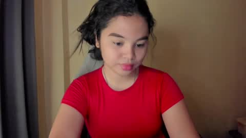 0wwlo0k online show from April 18, 5:33 am