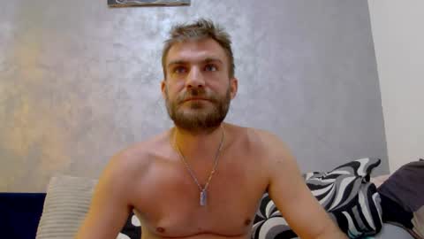 Snapshot of 10in_deluxe chatting on September 23, 7:11 am 10in_deluxe online show from September 23, 7:11 am