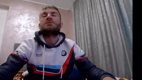 10in_deluxe online show from November 6, 7:42 am