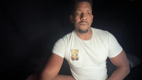 Snapshot of 10inch_gymjunky chatting on December 9, 9:37 pm MrSteeleXXX - snapchat online show from December 9, 9:37 pm