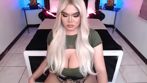 Sasha Banks online show from December 9, 1:18 am