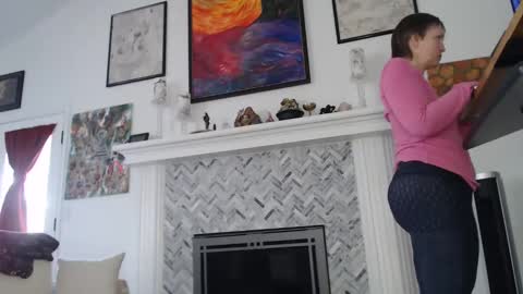 Aurora Willows online show from January 23, 4:59 pm