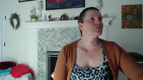 Aurora Willows online show from April 21, 1:42 am