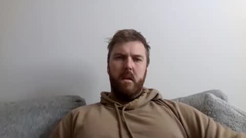 Snapshot of 123holt123 chatting on February 27, 7:25 pm 123holt123 online show from February 27, 7:25 pm