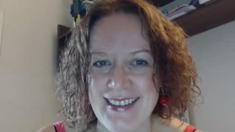 12ennie online show from October 10, 8:02 am