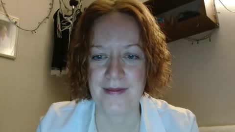 12ennie online show from November 6, 6:14 am