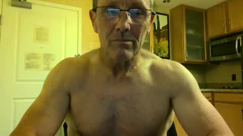 13glanmorfa online show from December 15, 6:07 am