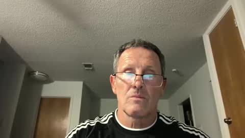 13glanmorfa online show from February 13, 4:43 am