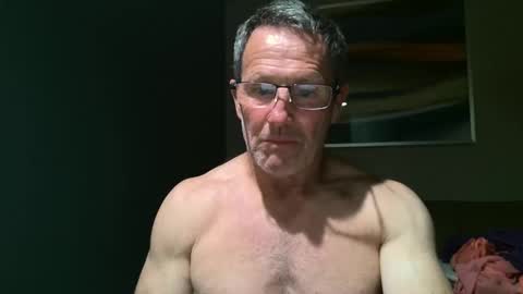 13glanmorfa online show from February 16, 4:53 am