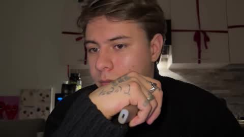 Lance online show from February 21, 3:24 pm