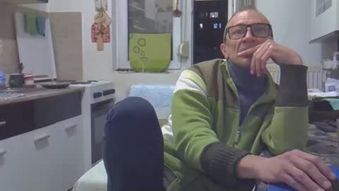 1973man online show from February 11, 7:08 pm