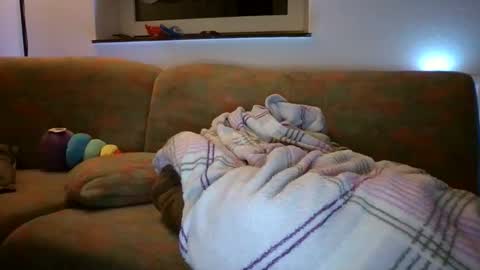 Snapshot of 19klappert90 chatting on December 22, 2:19 am 19klappert90 online show from December 22, 2:19 am