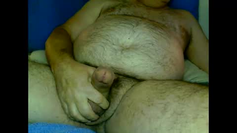 Snapshot of 1avgguy chatting on December 7, 9:00 pm 1AvgGuy online show from December 7, 9:00 pm