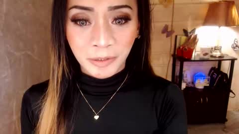 Snapshot of 1bigsurprise4you chatting on October 26, 4:07 am angel online show from October 26, 4:07 am