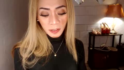 angel online show from March 31, 8:53 pm