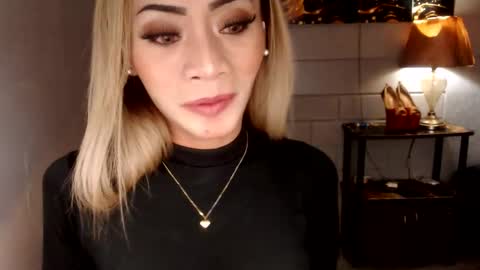 angel online show from June 1, 11:39 pm