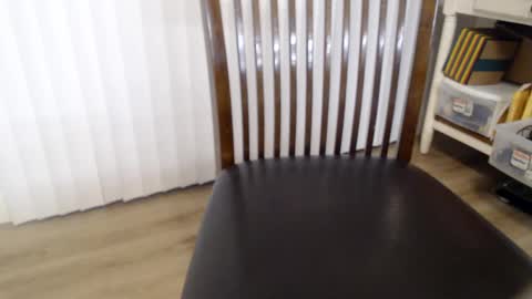 i erupt if you suck ur nipples 4 me and look at the camera while watching me online show from September 30, 11:15 am