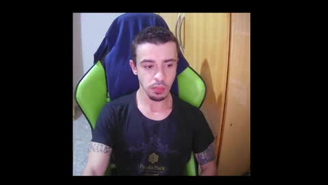 1good_vibes1 online show from February 14, 9:24 am