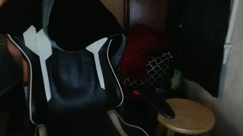 Snapshot of 1hotcouple2c chatting on January 1, 1:37 pm 1hotcouple2c online show from January 1, 1:37 pm