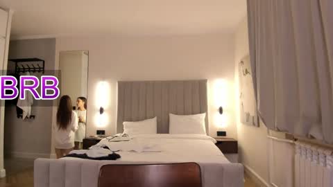 Lily 3 online show from November 17, 8:36 pm