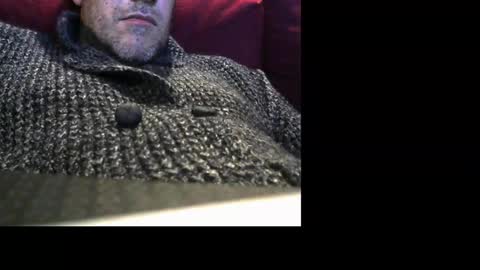 Snapshot of 1italianpassionate chatting on December 24, 4:19 pm 1italianpassionate online show from December 24, 4:19 pm