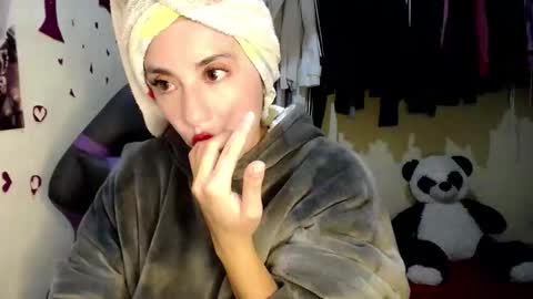 1kandylove online show from September 16, 2:34 am