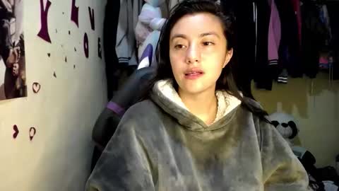 1kandylove online show from October 6, 1:47 am