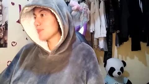 1kandylove online show from October 29, 2:25 am