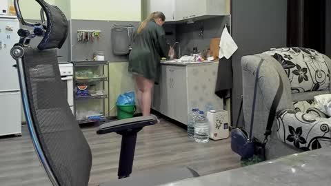 1LINDSEY1 online show from February 28, 5:48 pm