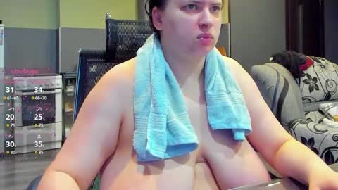 1LINDSEY1 online show from October 14, 3:29 am