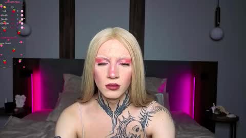 Michelle online show from February 5, 9:19 pm