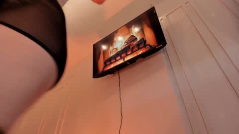               online show from February 2, 7:14 pm