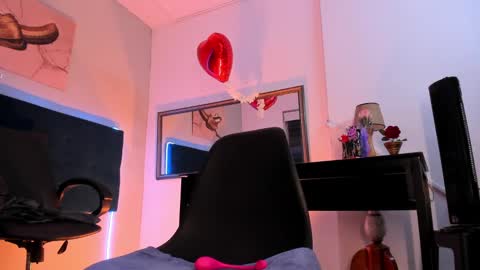               online show from March 8, 10:56 pm