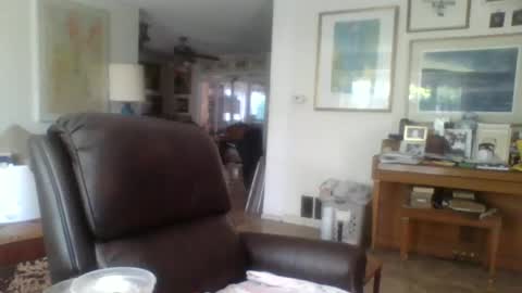 Snapshot of 1milkman2000 chatting on June 15, 6:10 pm milkman online show from June 15, 6:10 pm