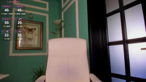 Moona  online show from January 11, 12:10 pm