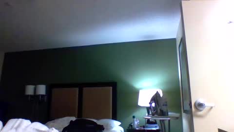 Snapshot of 1nastya8 chatting on September 13, 4:23 am TheShyOne18 online show from September 13, 4:23 am