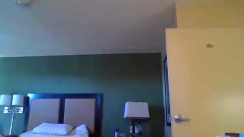 Snapshot of 1nastya8 chatting on October 4, 9:02 pm TheShyOne18 online show from October 4, 9:02 pm