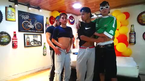 pushman online show from February 1, 1:44 am