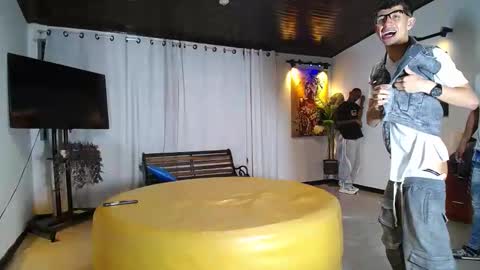 pushman online show from February 22, 1:09 pm