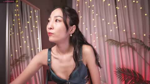 Rei online show from December 2, 8:59 pm