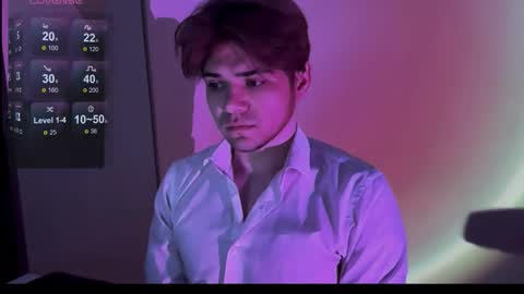 1roberttt online show from September 9, 8:30 pm