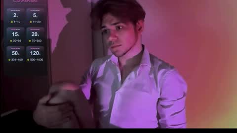 1roberttt online show from September 13, 11:15 pm