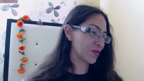 paola online show from March 16, 8:46 pm