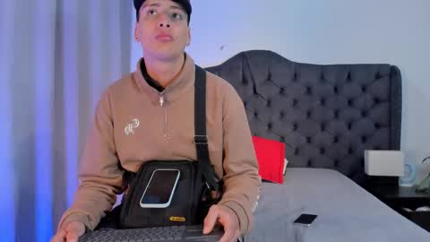 1Threestar online show from January 13, 12:21 pm